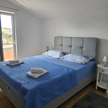 Apartment Jim Vir